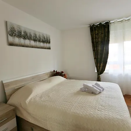 New Studio Apartman Emda U Centru Splita Exterior photo